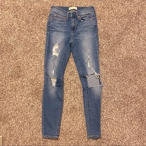 GAP True Skinny Jeans - SZ 24